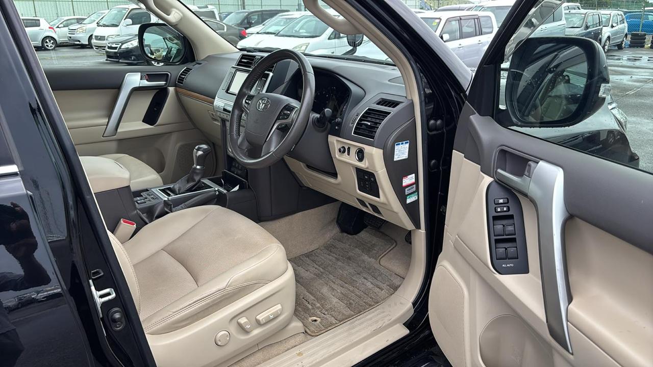 2020 Toyota Land Cruiser Prado TX-L