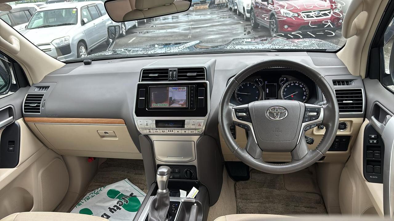 2020 Toyota Land Cruiser Prado TX-L