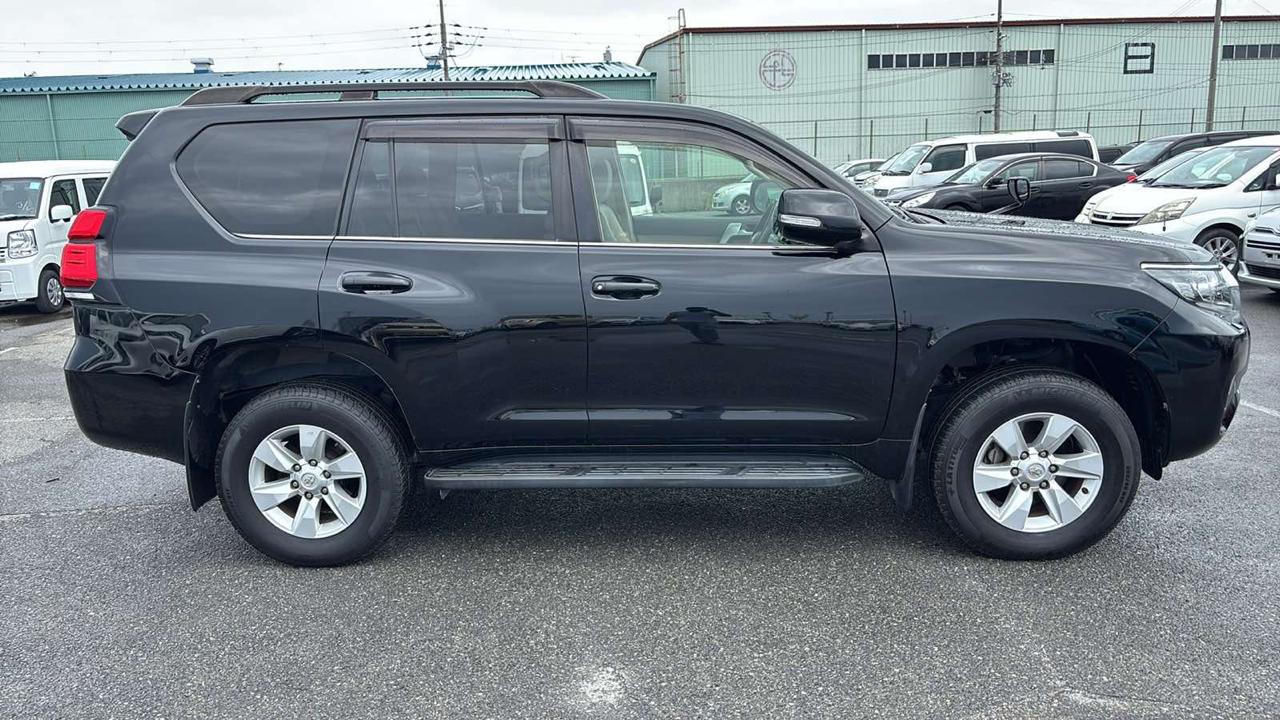 2020 Toyota Land Cruiser Prado TX-L