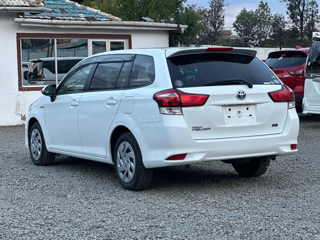 2018 Toyota Fielder Hybrid