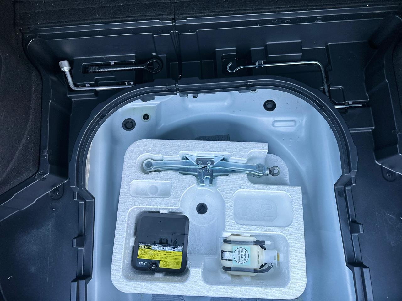 2018 Toyota Fielder Hybrid