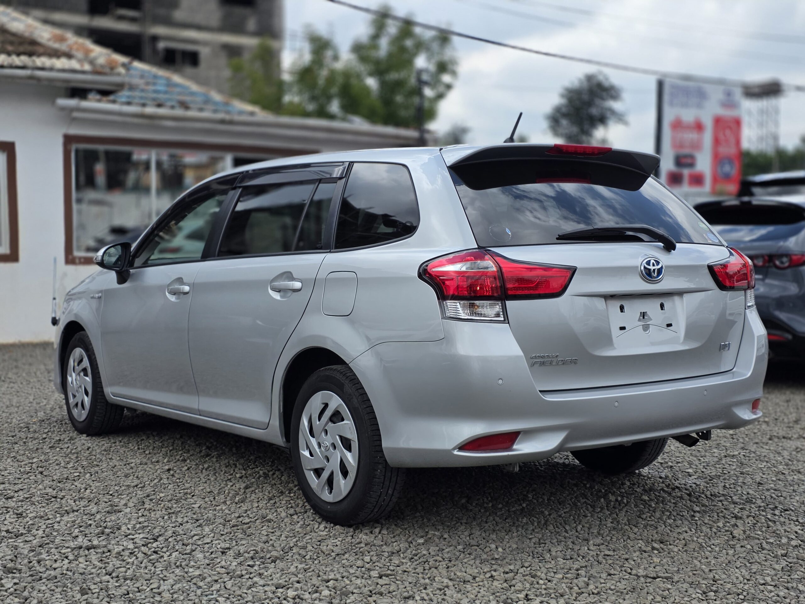 2019 Toyota Fielder Hybrid