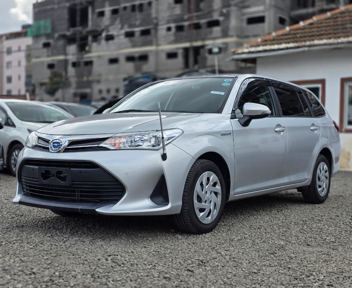2019 Toyota Fielder Hybrid