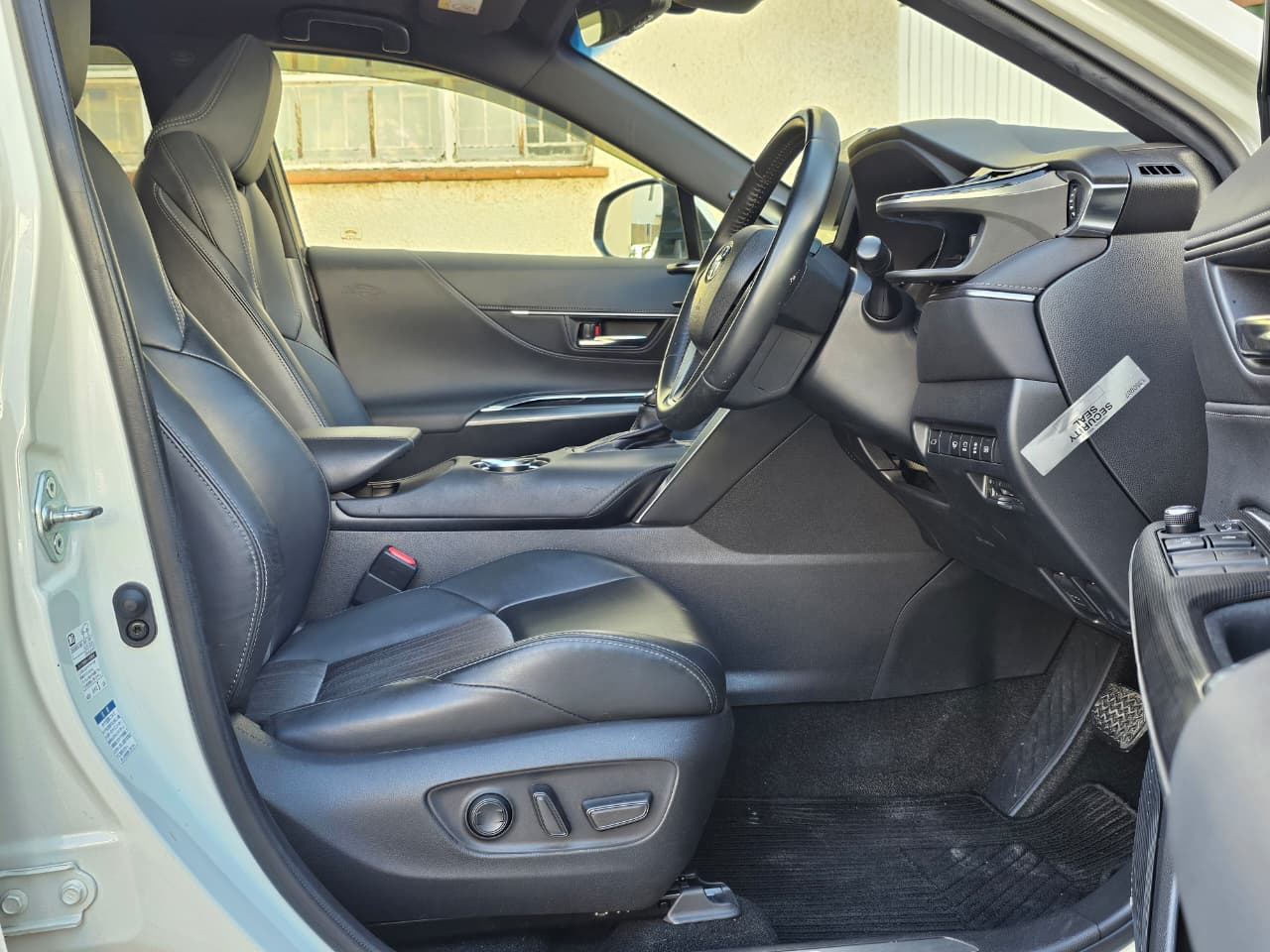 2020 Toyota Harrier 4WD