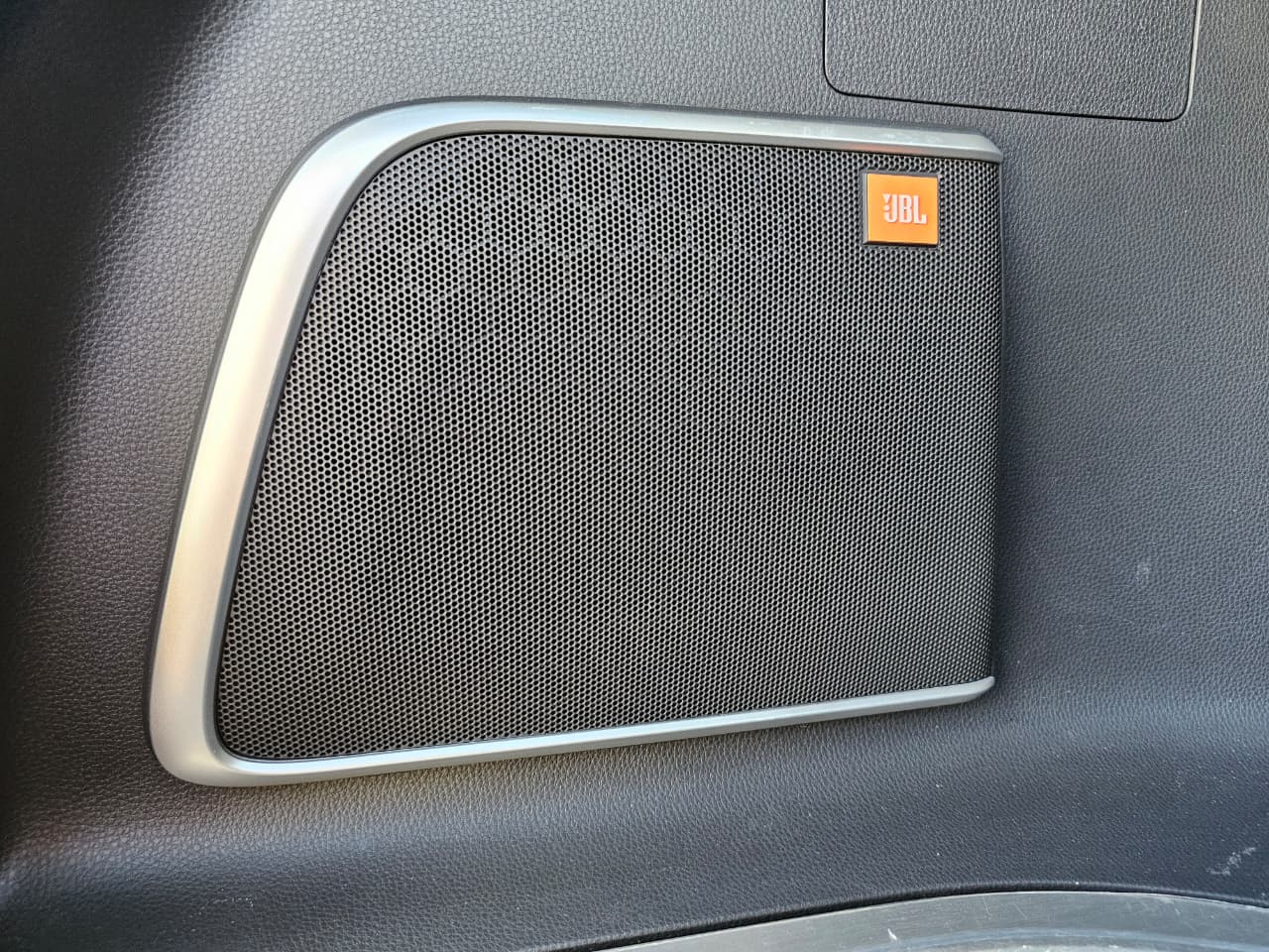 2020 Toyota Harrier 4WD