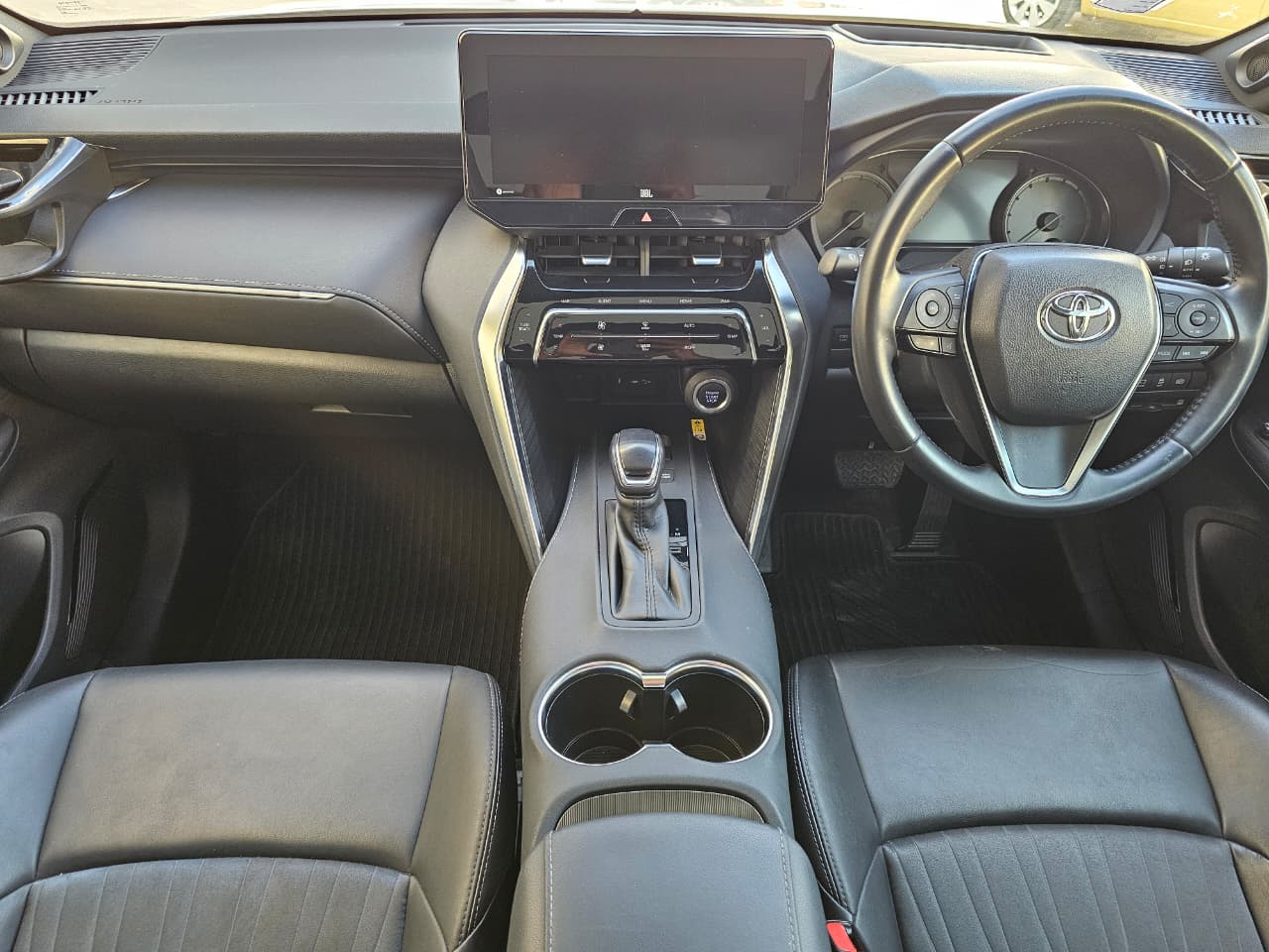 2020 Toyota Harrier 4WD