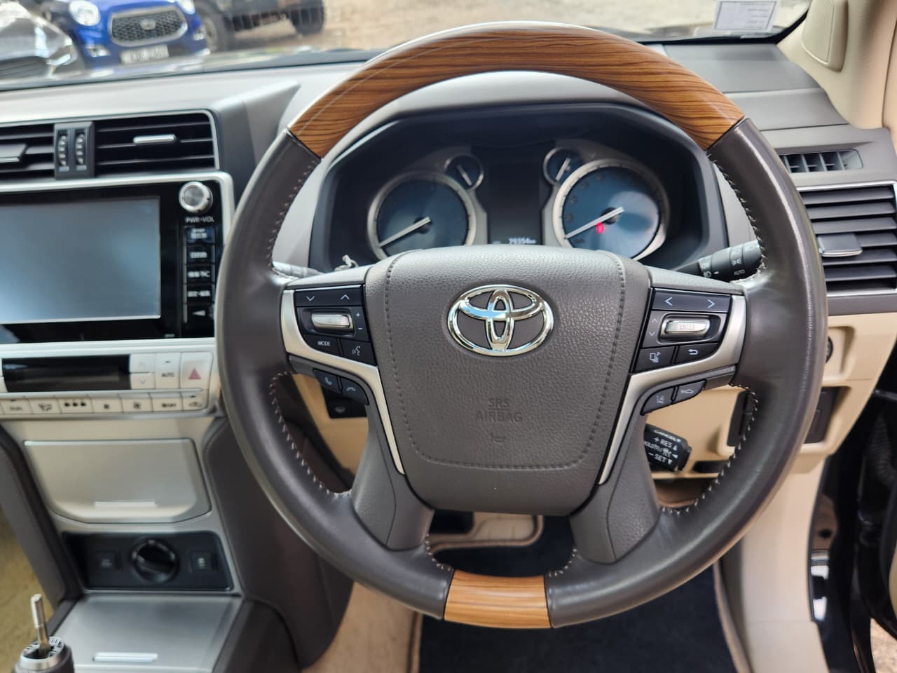 Toyota Landcruiser Prado