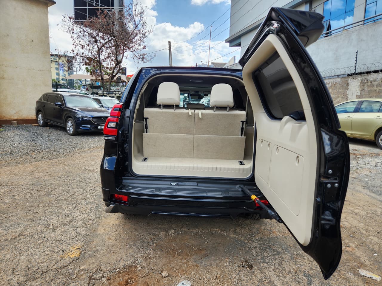 Toyota Landcruiser Prado