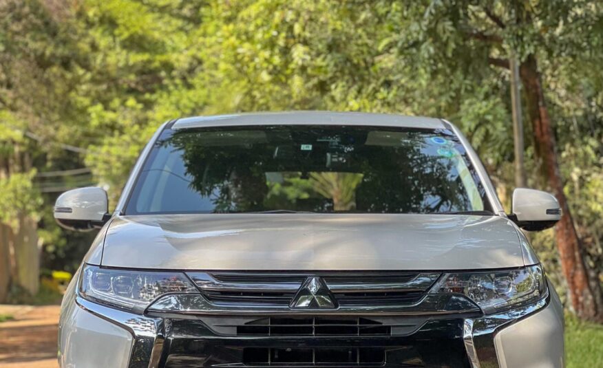 2017 Mitsubishi Outlander PHEV
