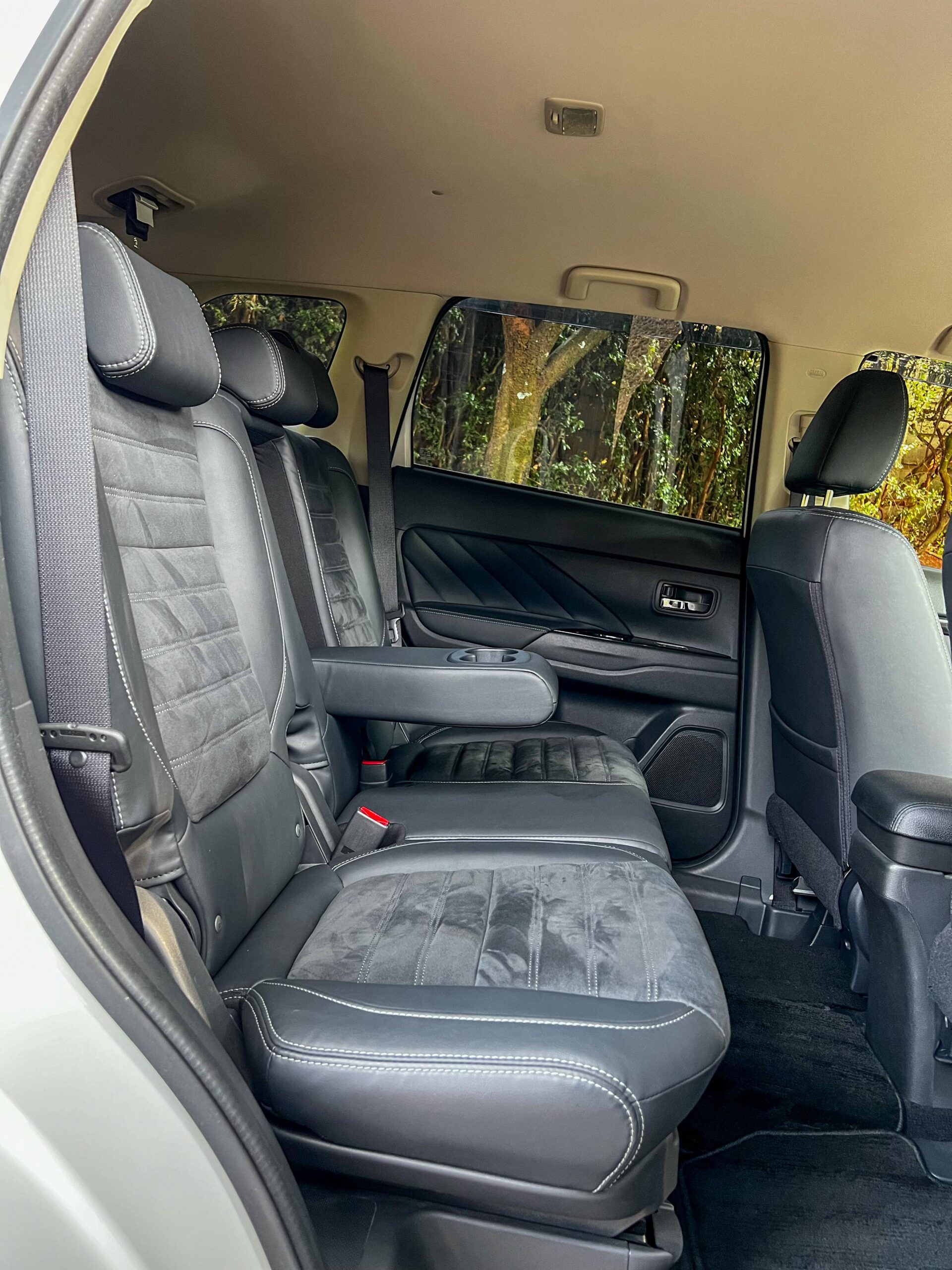 2017 Mitsubishi Outlander PHEV