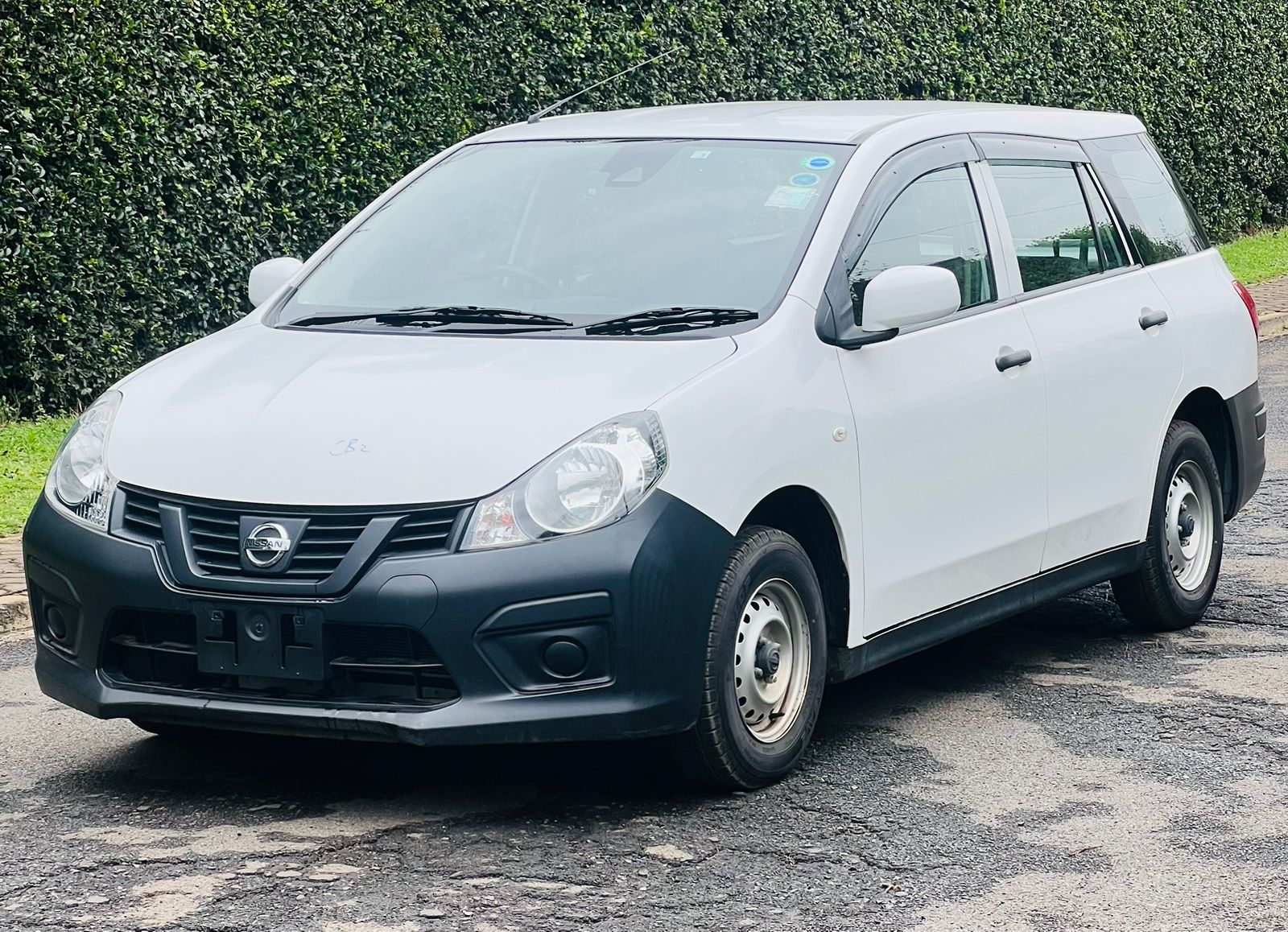 2018 Nissan Advan