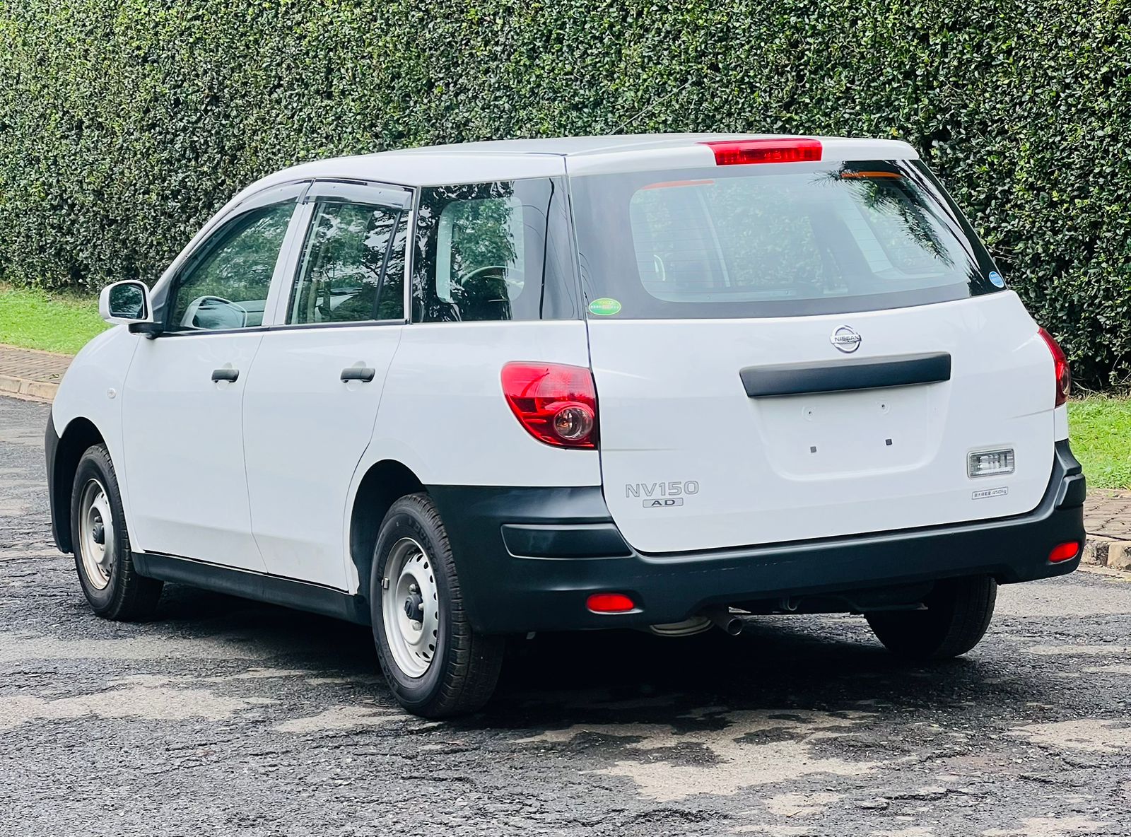 2018 Nissan Advan