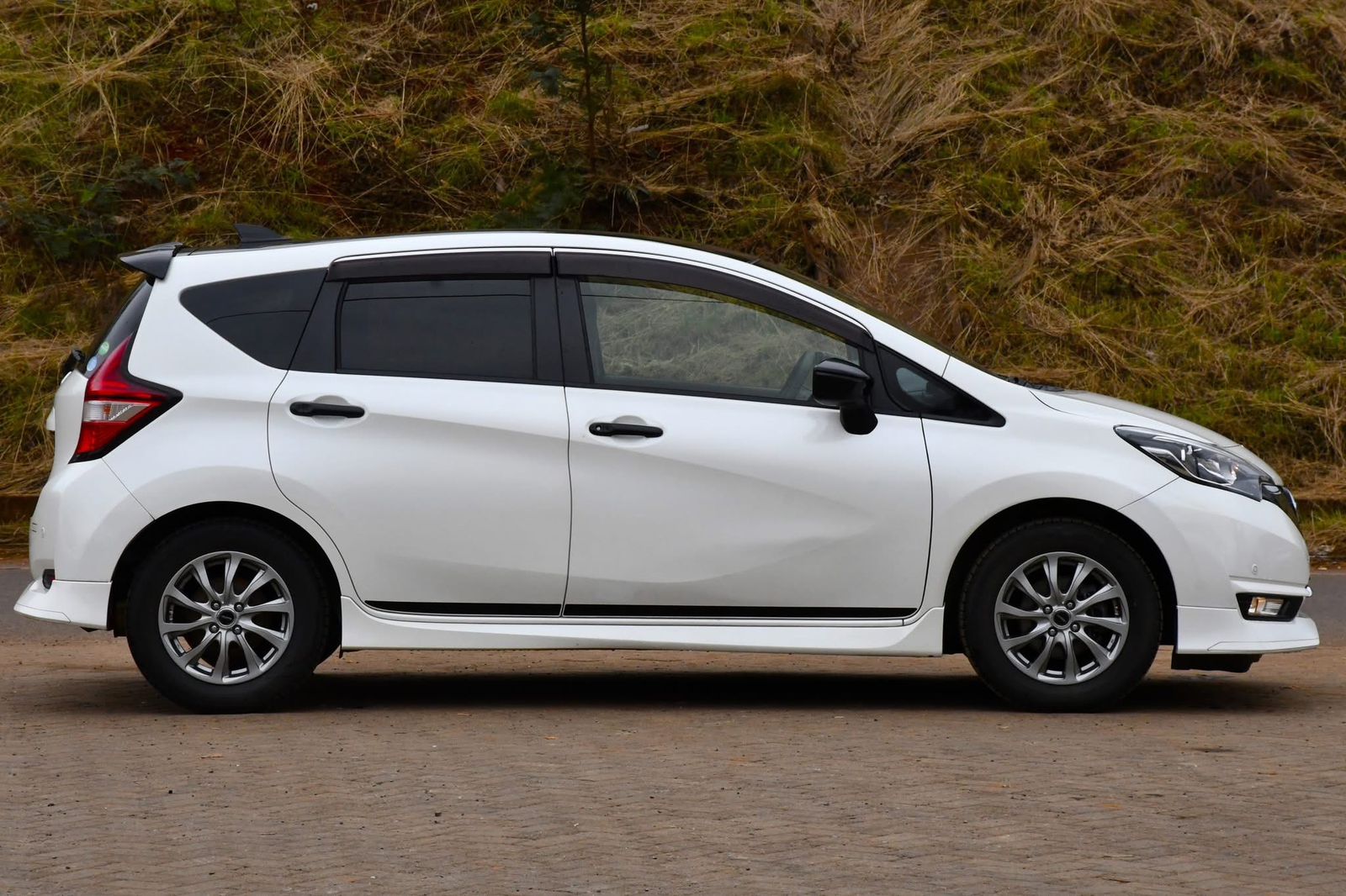 2018 Nissan Note Medalist DiG S