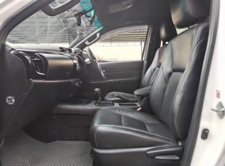2019 Toyota Hilux Revo
