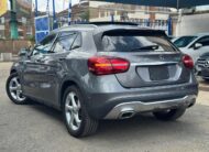 Mercedes Benz GLA220 4MATIC