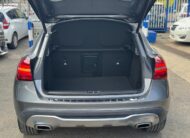 Mercedes Benz GLA220 4MATIC
