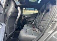 Mercedes Benz GLA220 4MATIC