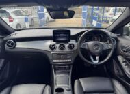 Mercedes Benz GLA220 4MATIC