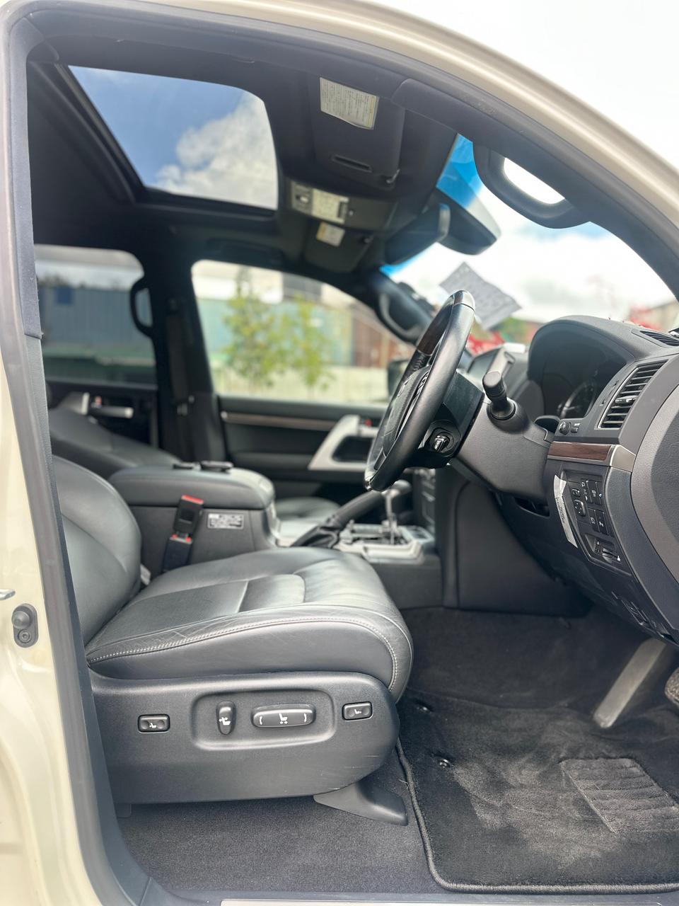 2019 Toyota Landcruiser ZX