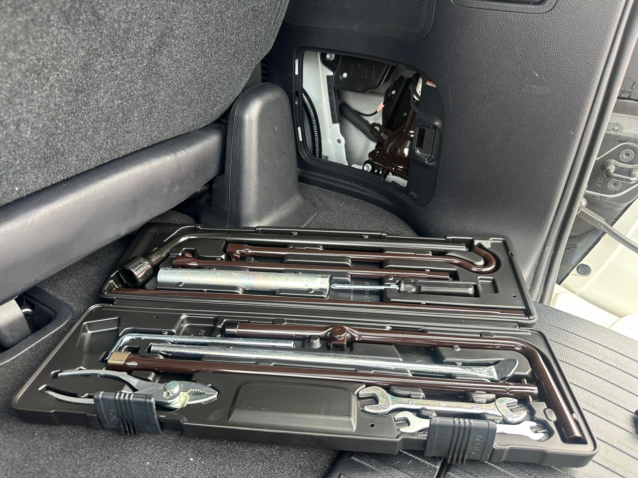 2019 Toyota Landcruiser ZX