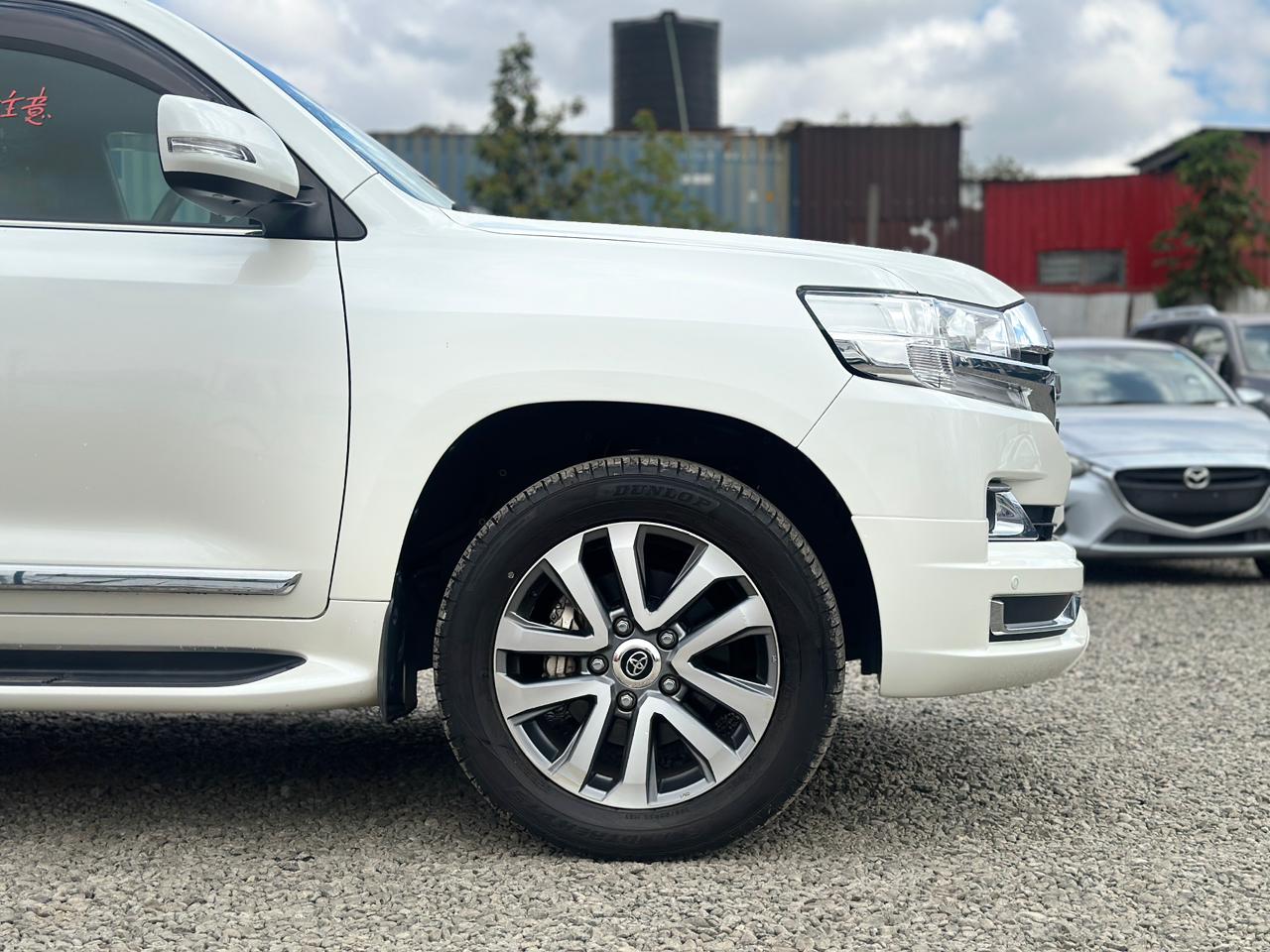 2019 Toyota Landcruiser ZX