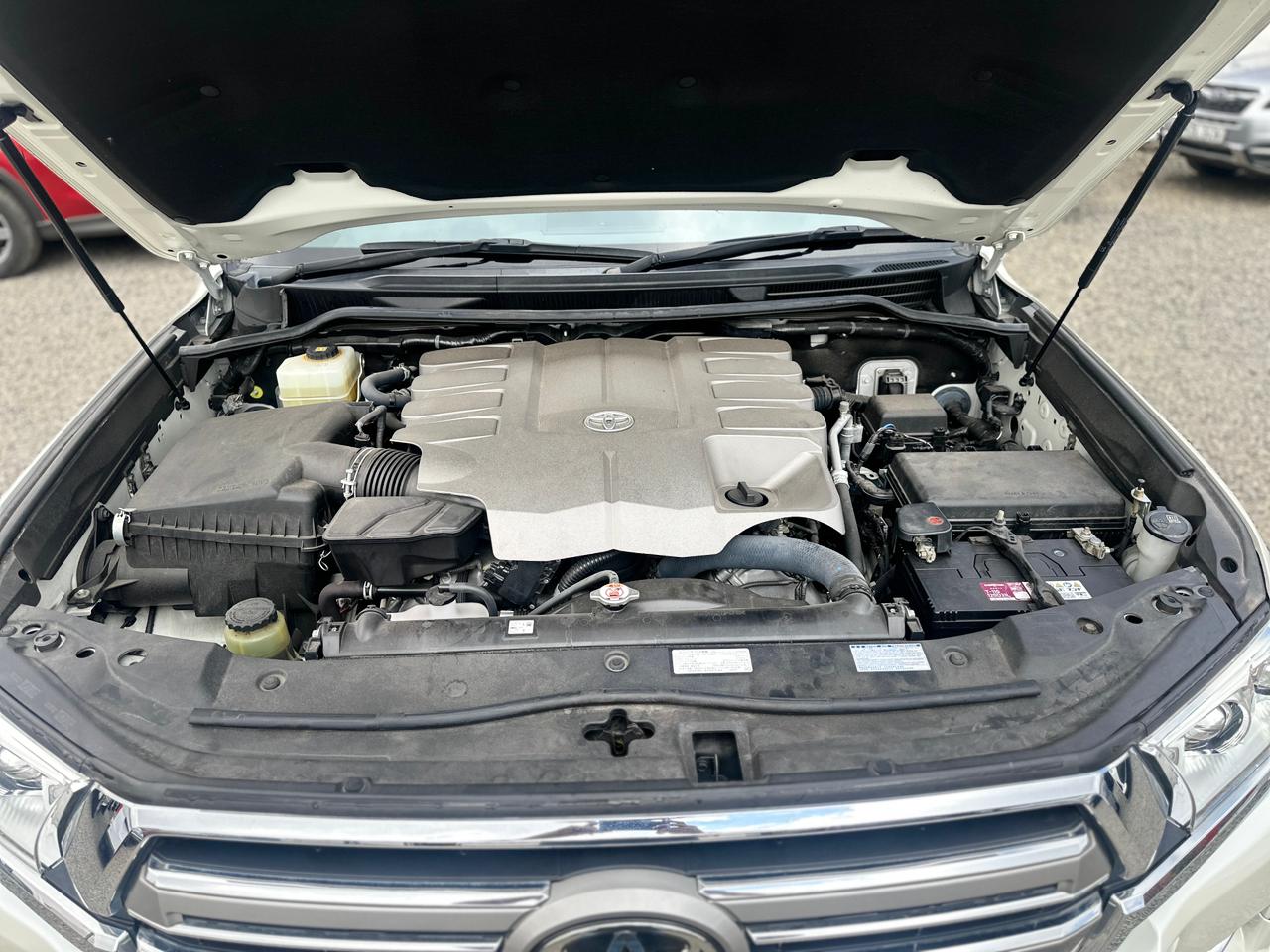 2019 Toyota Landcruiser ZX