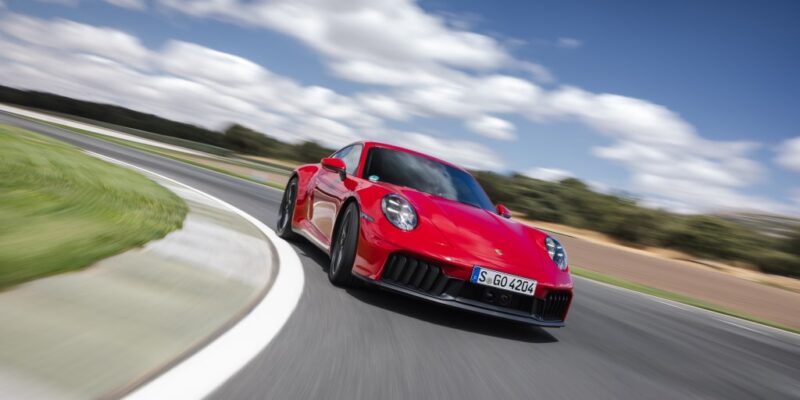 Porsche 911 Carrera 4 GTS