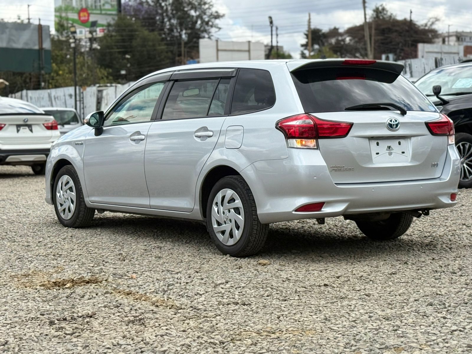 2018 Toyota Fielder Hybrid