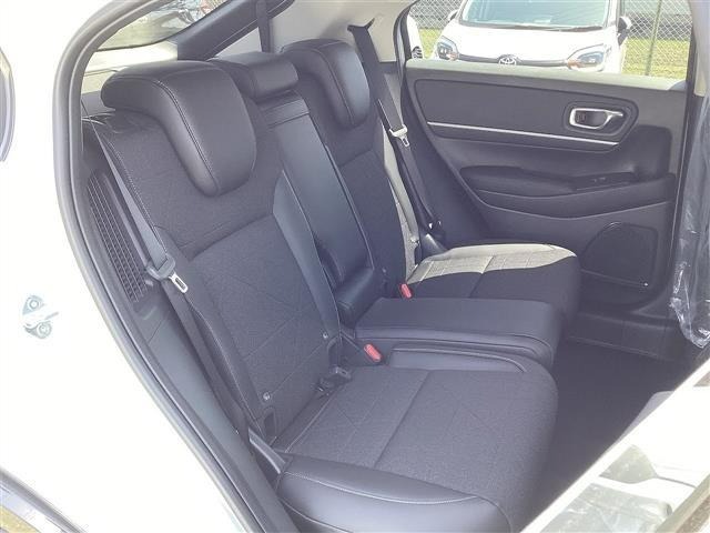 2025 Honda Vezel E:HEV Z