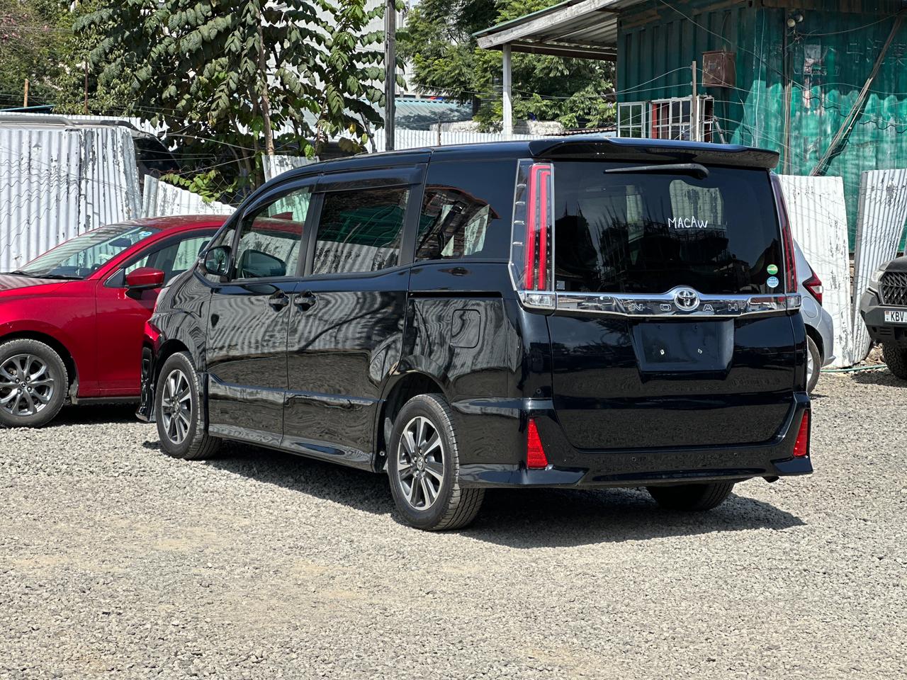 2019 Toyota Noah